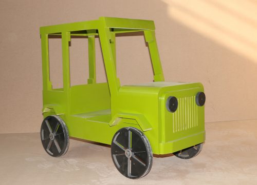 دکور اتلیه کودک ماشین جیپ